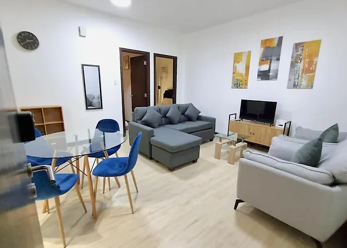 Cozy 2br 2bath San Lorenzo Place Netflix 4km Naia 公寓 *