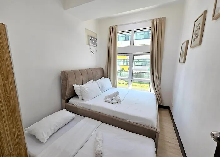 Cozy 2br 2bath San Lorenzo Place Netflix 4km Naia 公寓 *
